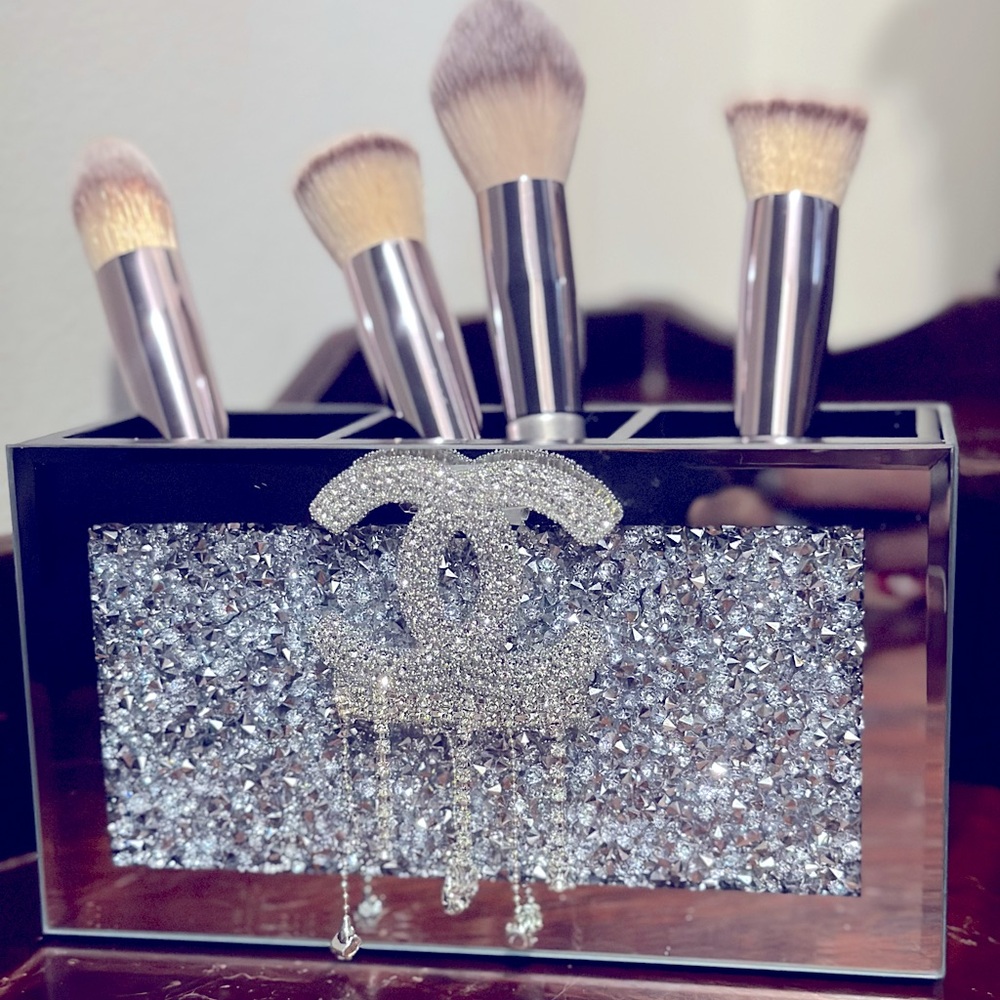 Trendy luxury mirrored bling make up brush holder